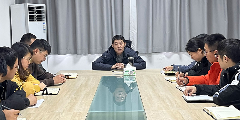 聚焦公司發(fā)展，共謀提升路徑 屯溪城建投公司召開2022年度全體員工大會