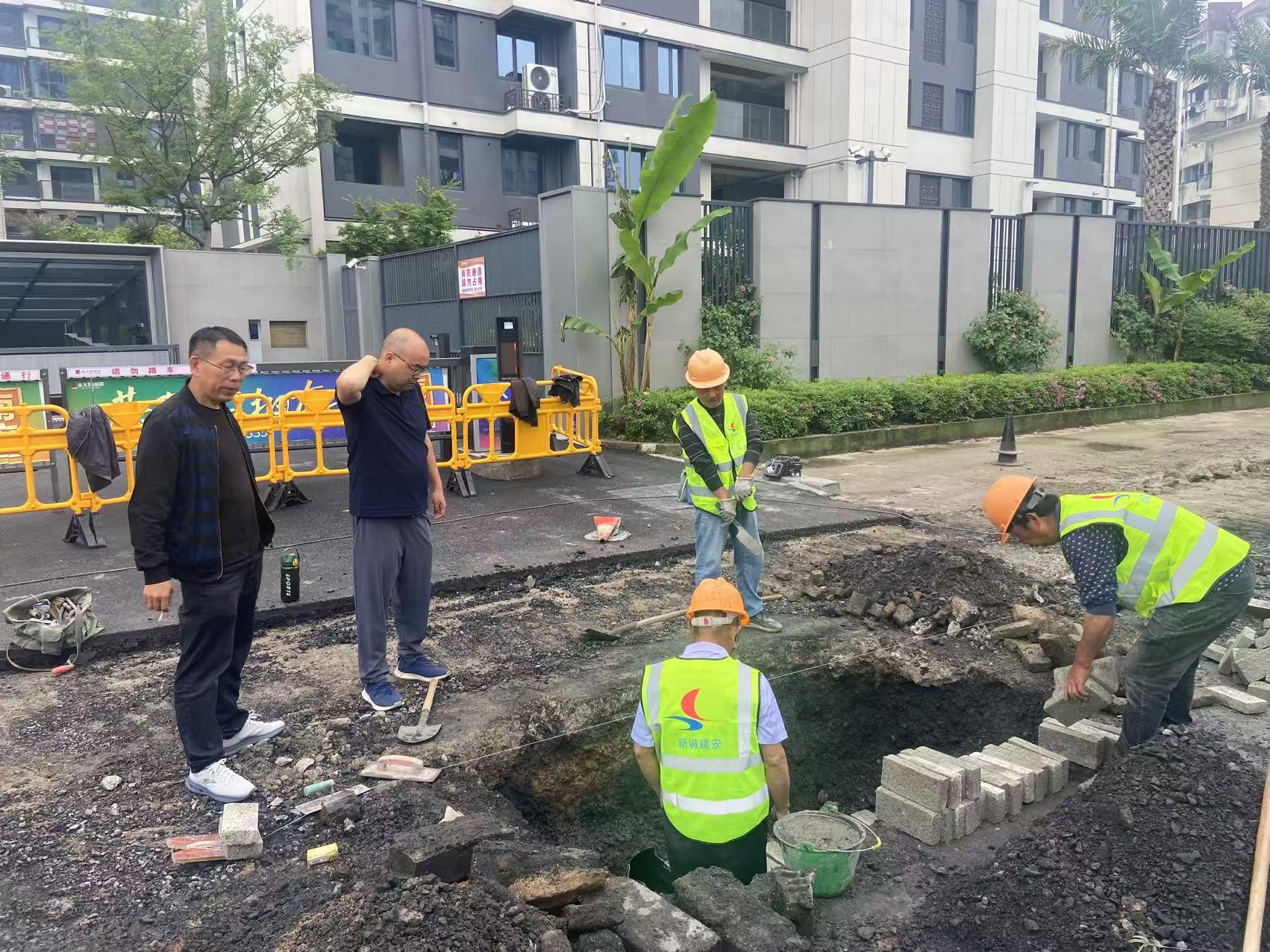 堅守一線保進(jìn)度 嚴(yán)密巡查護(hù)安全——城建投公司“五一”期間全力護(hù)航工程項目建設(shè)?